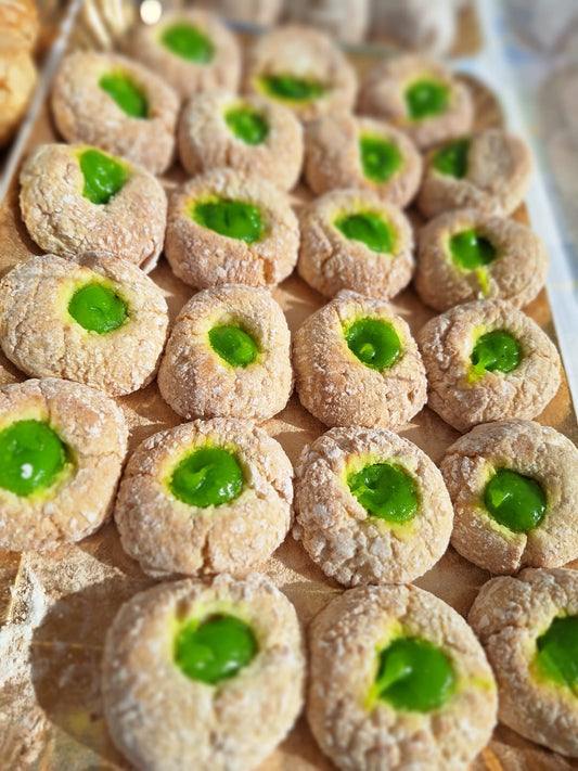 Mandelgebäck mit Pistaziencreme (Biscotto di pasticceria con mandorle e Crema Pistacchio)la) (Kopie)