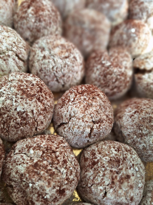 Mandelgebäck mit Tiramisu (Biscotto di pasticceria con Tiramisu)